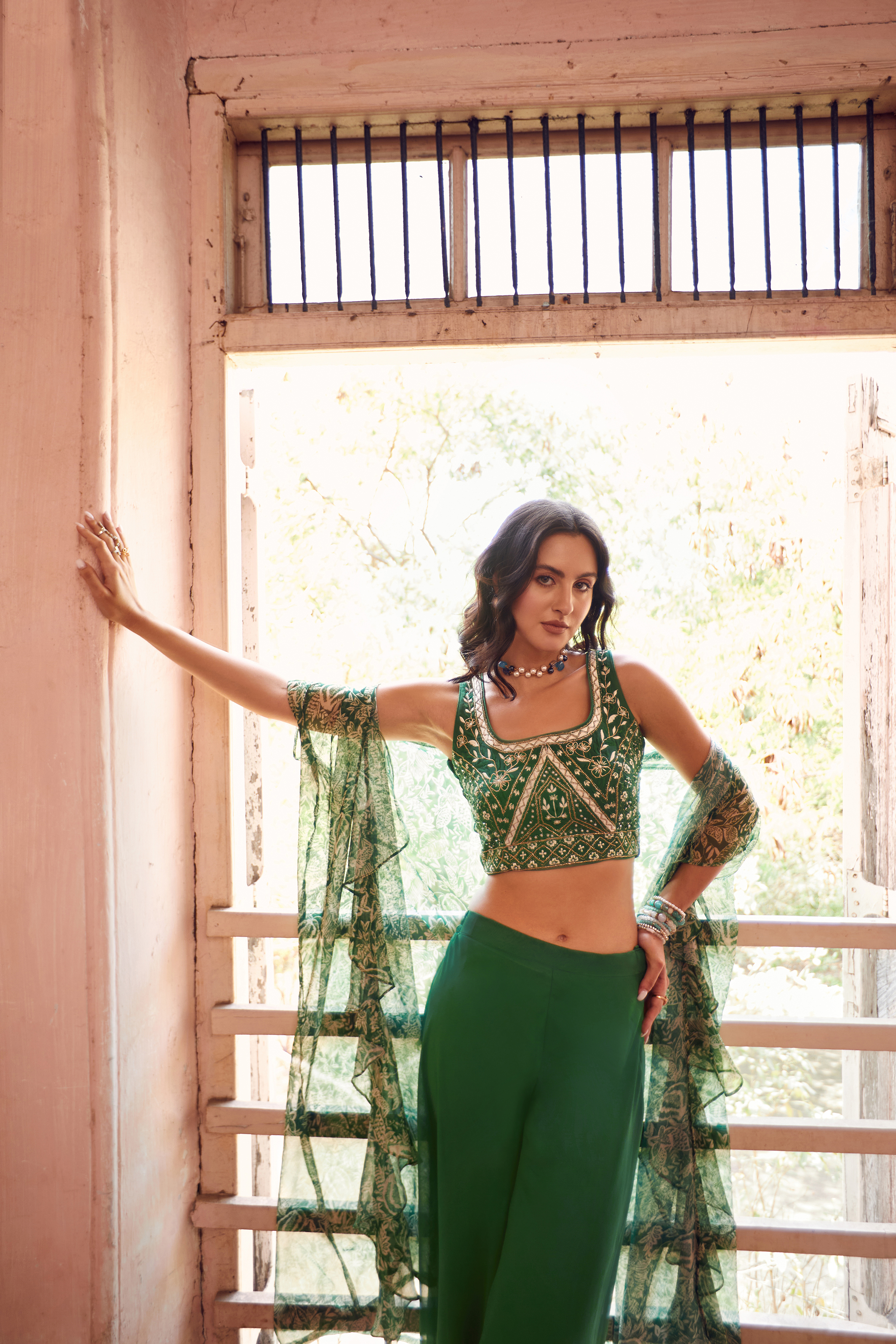 Mehendi Hand-Work Embroidered Georgette Indo-western IWJ0026